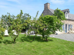 Maison charmante à Pordic, cheminées et jardin clos